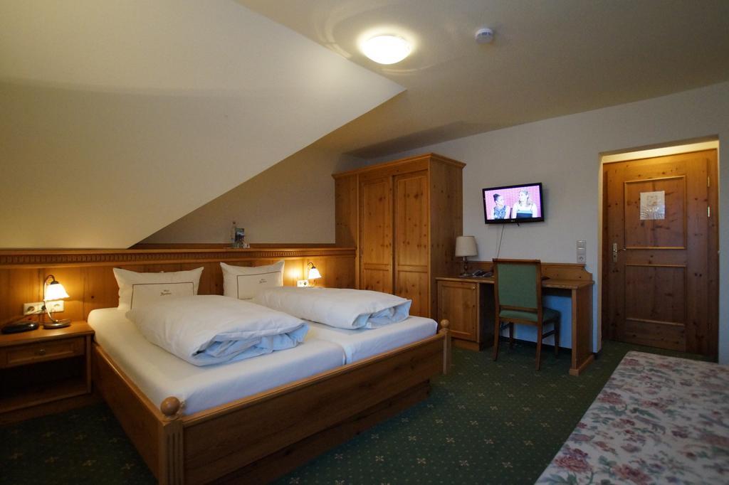 Hotel Gasthof Jaegerhaus سانكت بيتر المظهر الخارجي الصورة