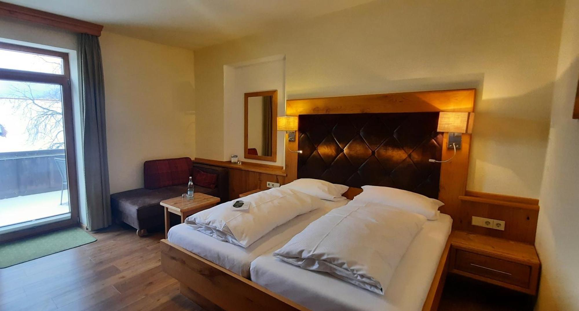 Hotel Gasthof Jaegerhaus سانكت بيتر المظهر الخارجي الصورة