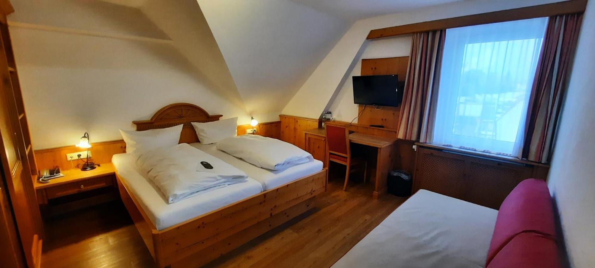 Hotel Gasthof Jaegerhaus سانكت بيتر المظهر الخارجي الصورة