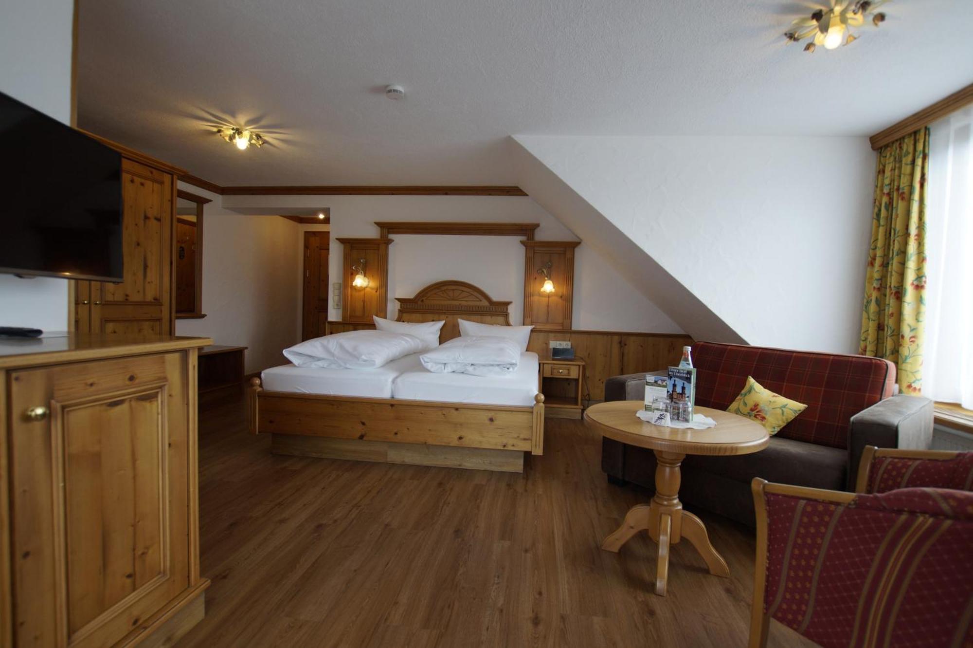 Hotel Gasthof Jaegerhaus سانكت بيتر المظهر الخارجي الصورة