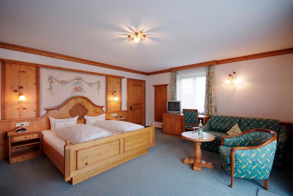 Hotel Gasthof Jaegerhaus سانكت بيتر الغرفة الصورة